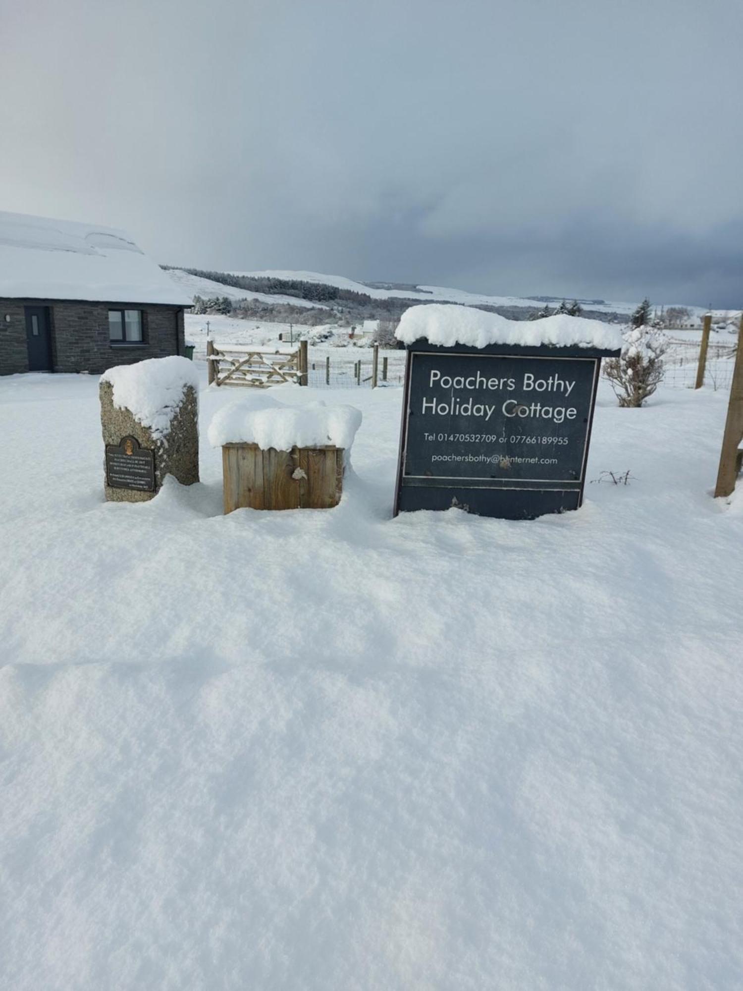 Poachers Bothy Skeabost Eksteriør bilde